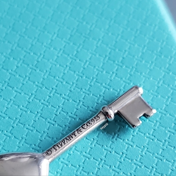 *SOLD* Tiffany & Co Blue Enamel Heart Key Necklace - Picture 7 of 12